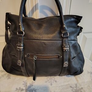 The Sak Black Leather Classic Shoulder And Crossbody Bag